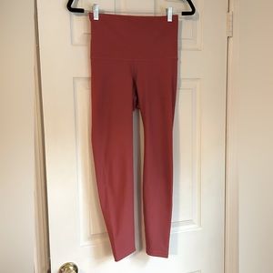 Old Navy High-Waisted PowerSoft 7/8 length Leggings hidden pocket